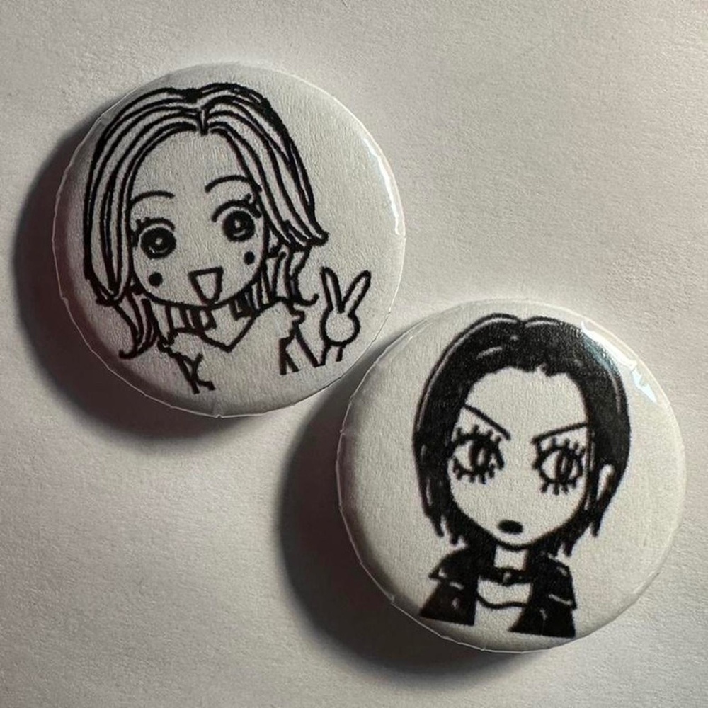 handmade matching nana and hachi anime pins / buttons set (comes with both!) 🎀